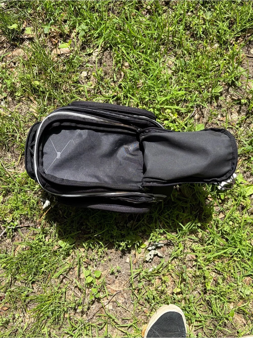 IBERA PakRak Quick-Release Bike Trunk Bag 17L Water-Resistant and Bike Rack